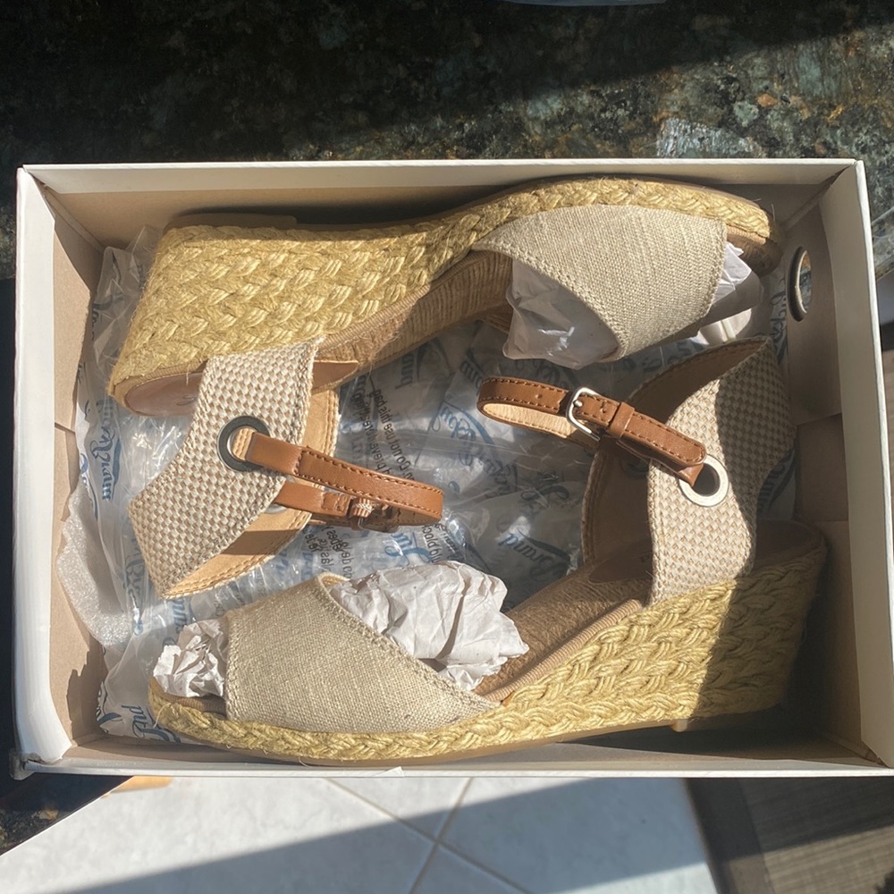 Womens shoes - Lucky Brand size 8